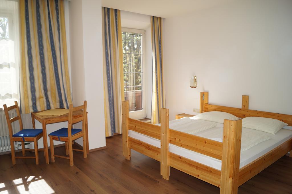Hotel Youhey Am Wolfgangsee Strobl Exterior foto